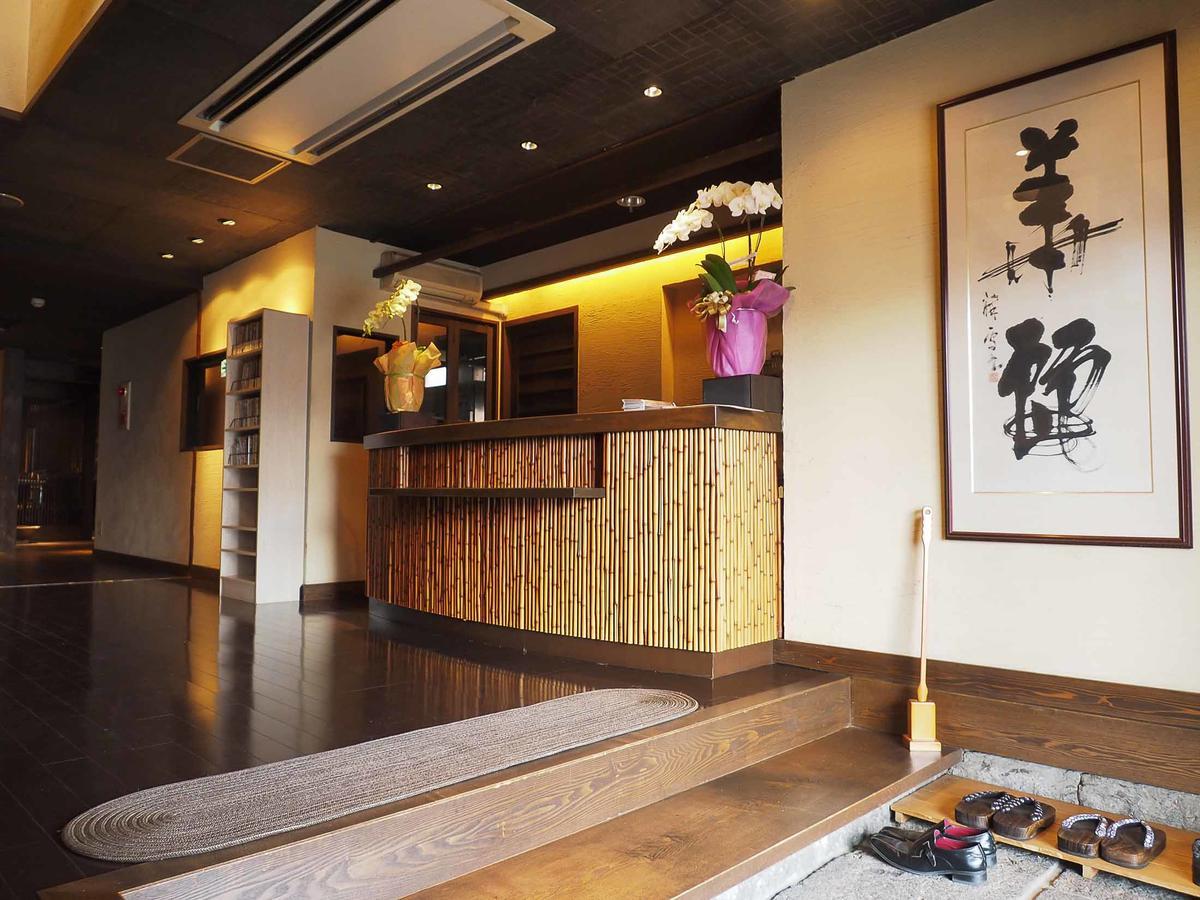 ホテル 小松荘 鳥栖市 エクステリア 写真