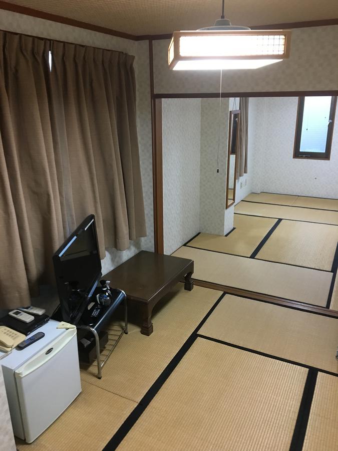 ホテル 小松荘 鳥栖市 エクステリア 写真